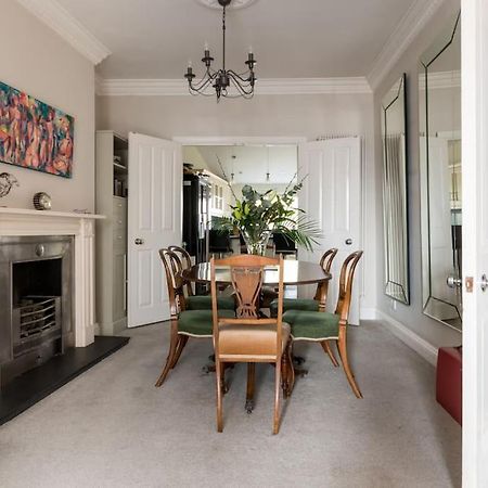 Four Bedroom Townhouse In Famous Suffolks Area Τσέλτενχαμ Εξωτερικό φωτογραφία