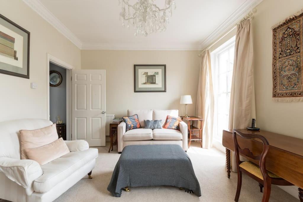 Four Bedroom Townhouse In Famous Suffolks Area Τσέλτενχαμ Εξωτερικό φωτογραφία